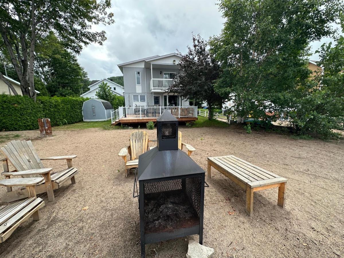 Maison Sur Le Lac Desbiens Exterior photo
